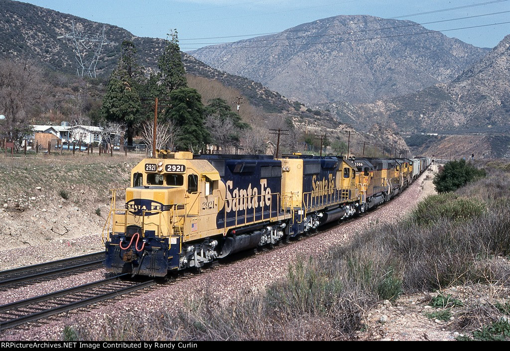 Santa Fe helping UP descending Cajon Pass